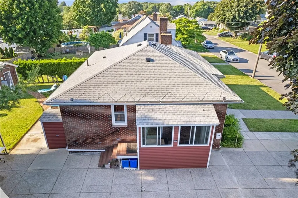 19 Brentwood Drive Johnston RI 02919