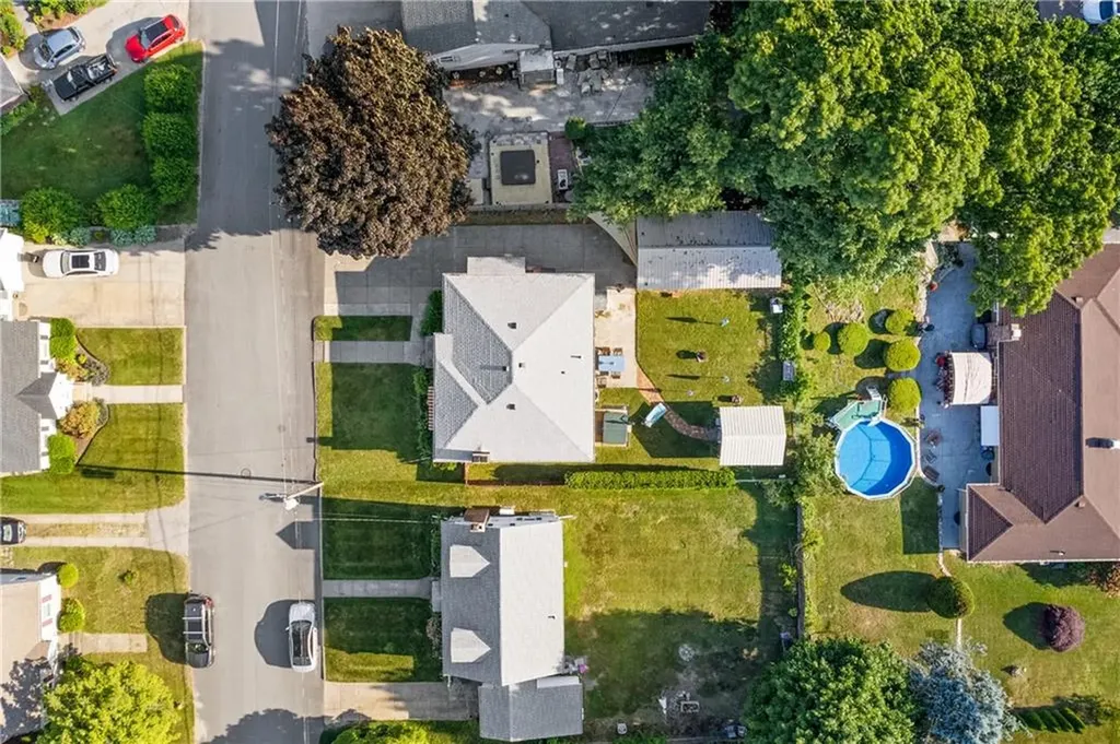 19 Brentwood Drive Johnston RI 02919