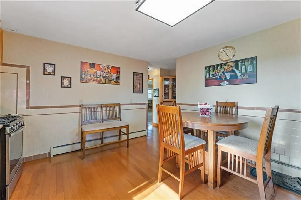 19 Brentwood Drive Johnston RI 02919