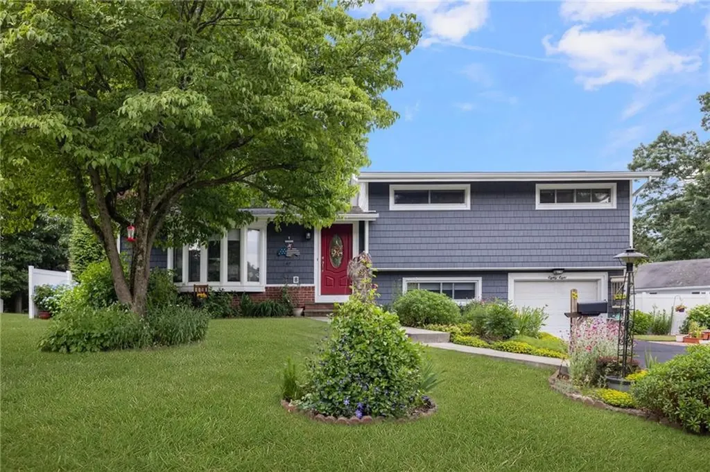 88 Cushing Road Warwick RI 02888