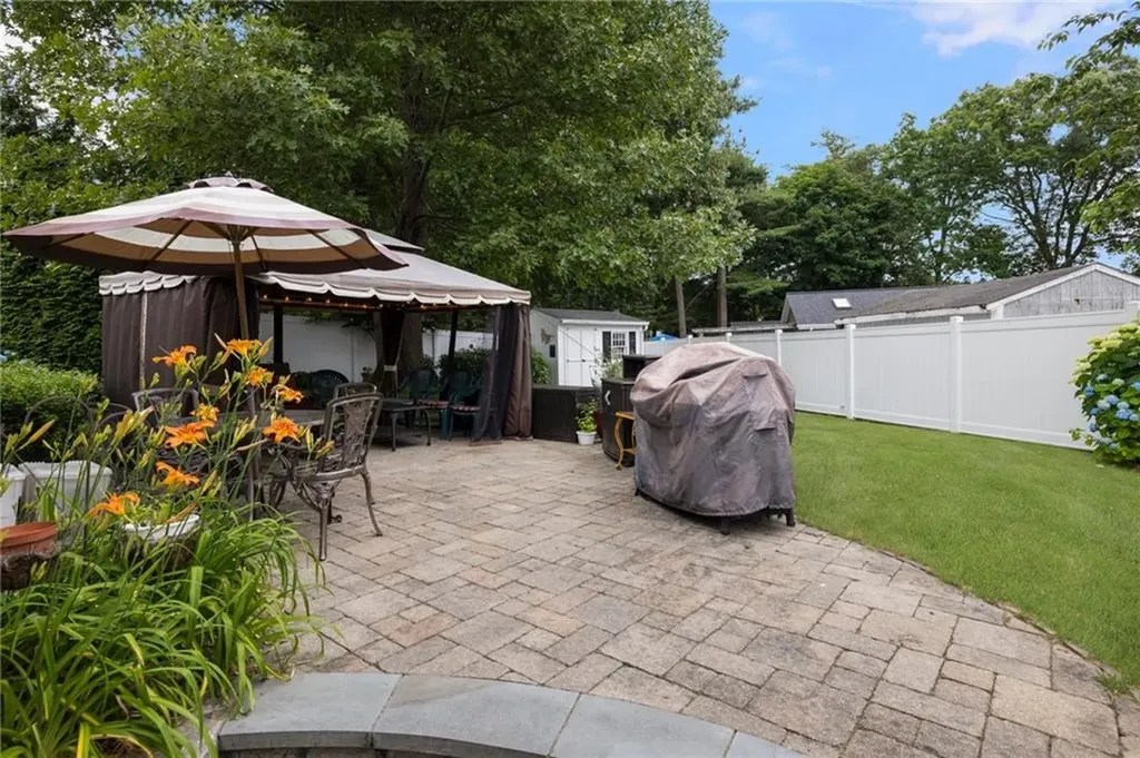88 Cushing Road Warwick RI 02888