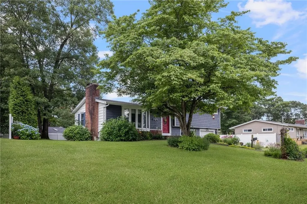 88 Cushing Road Warwick RI 02888