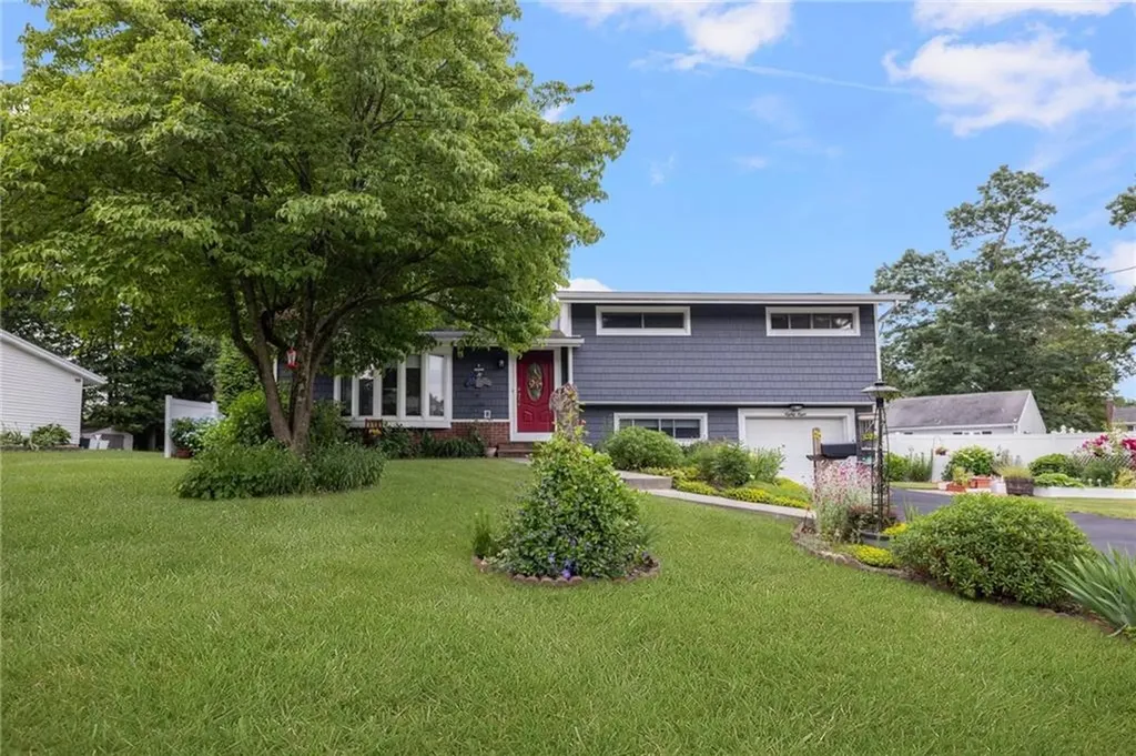 88 Cushing Road Warwick RI 02888