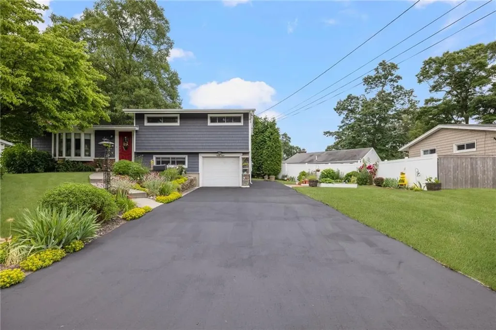 88 Cushing Road Warwick RI 02888