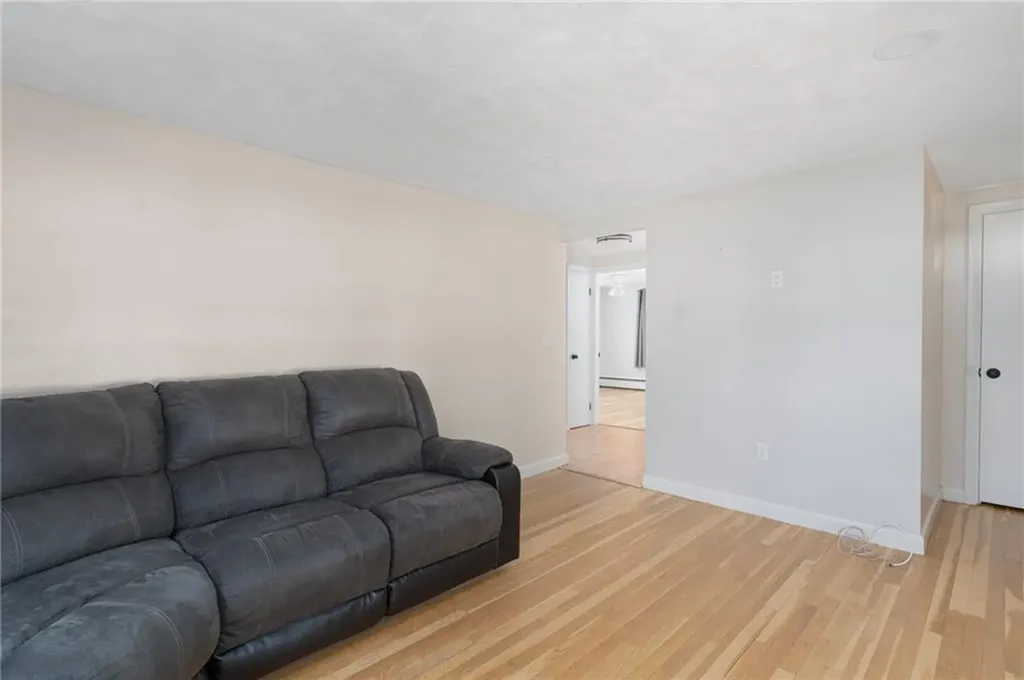 122 Fairfield Avenue Woonsocket RI 02895