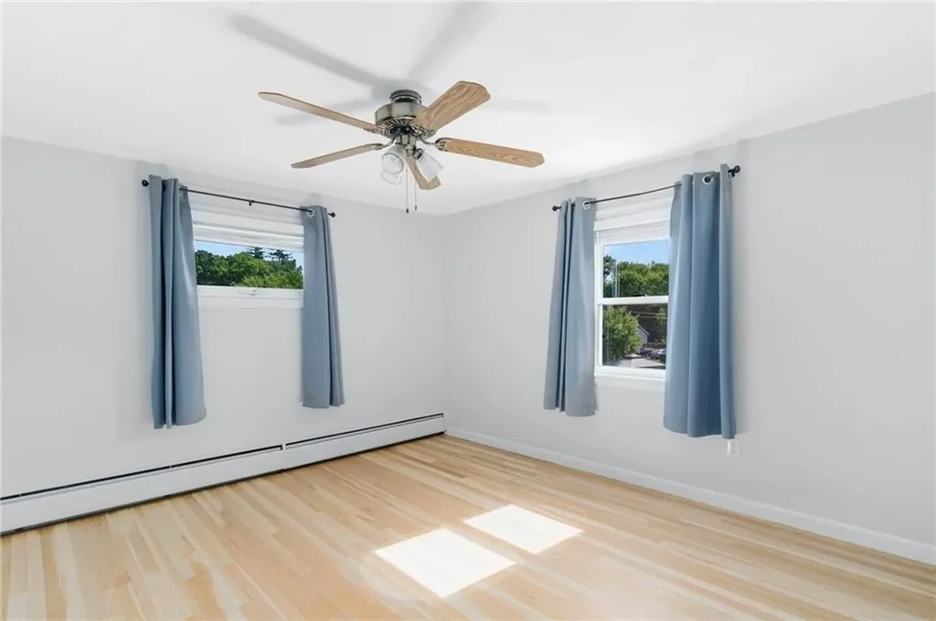 122 Fairfield Avenue Woonsocket RI 02895