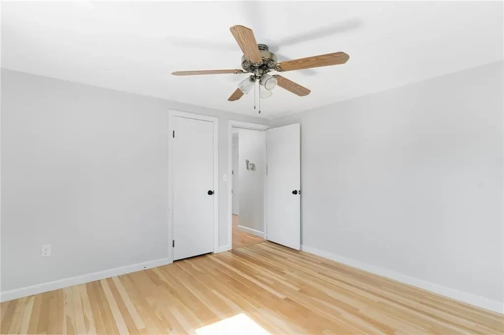 122 Fairfield Avenue Woonsocket RI 02895