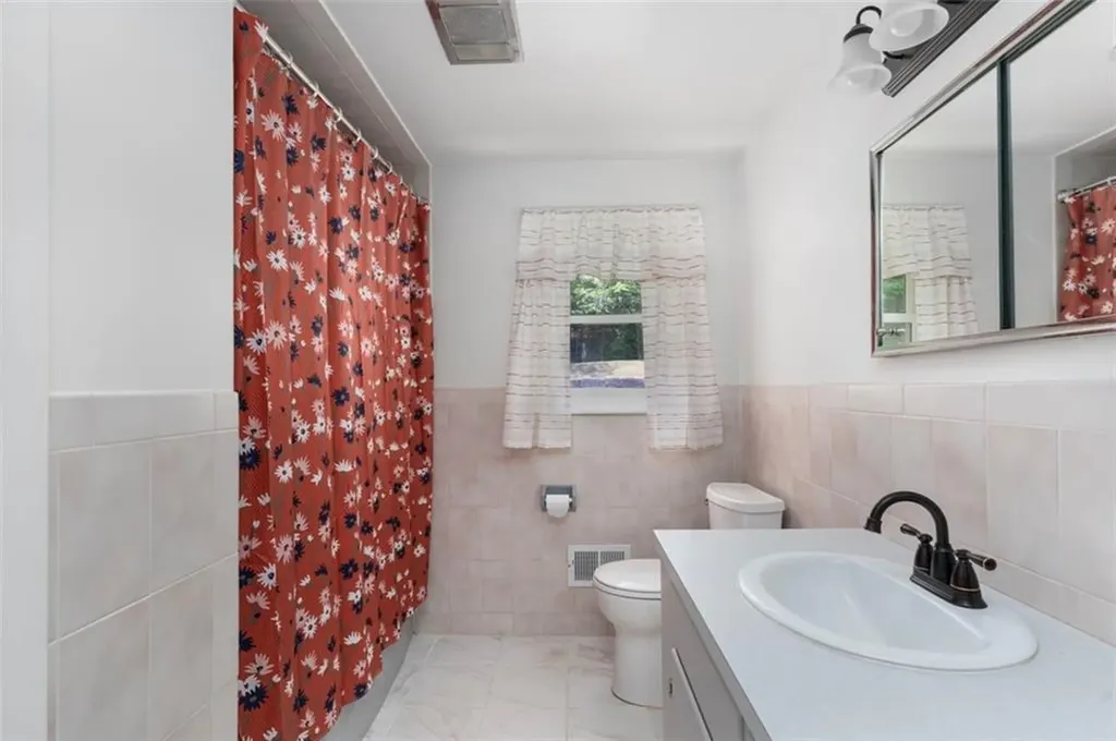 144 Blackrock Road Coventry RI 02816