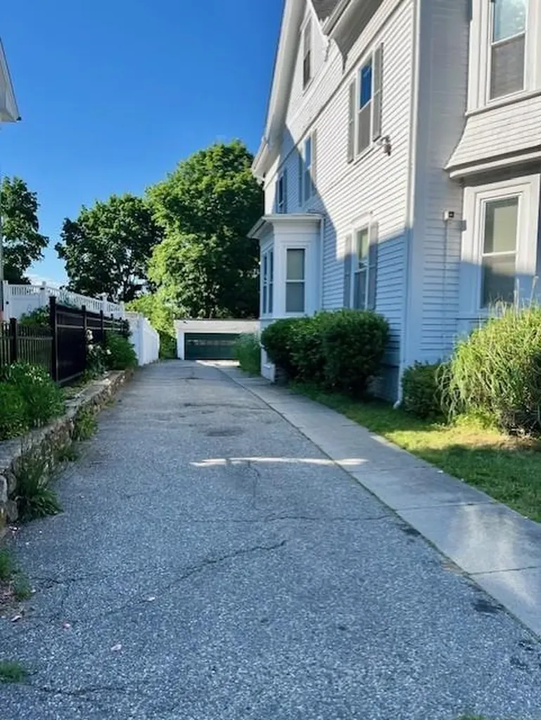 222 Carrington Avenue Woonsocket RI 02895