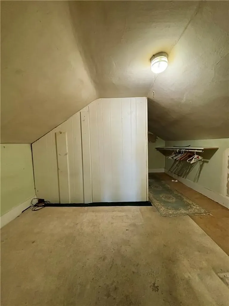 18 Kernick Street Warwick RI 02886