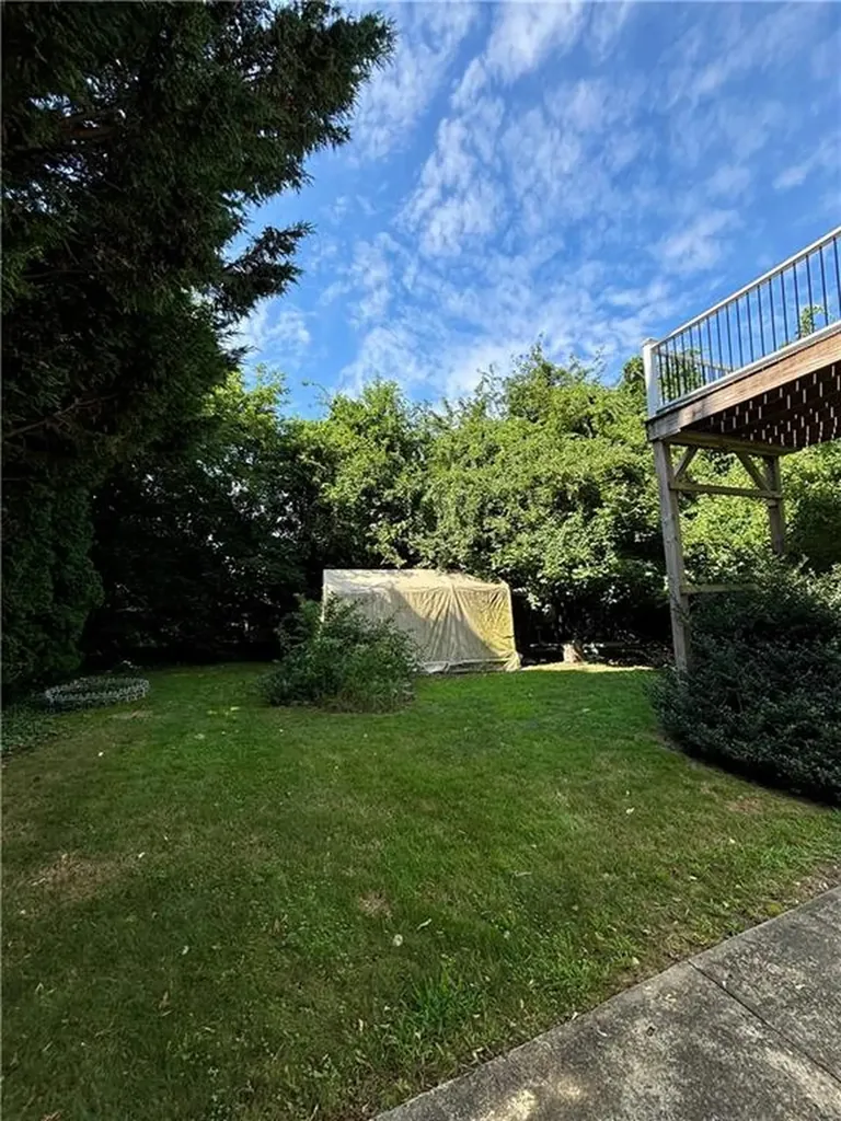 18 Kernick Street Warwick RI 02886