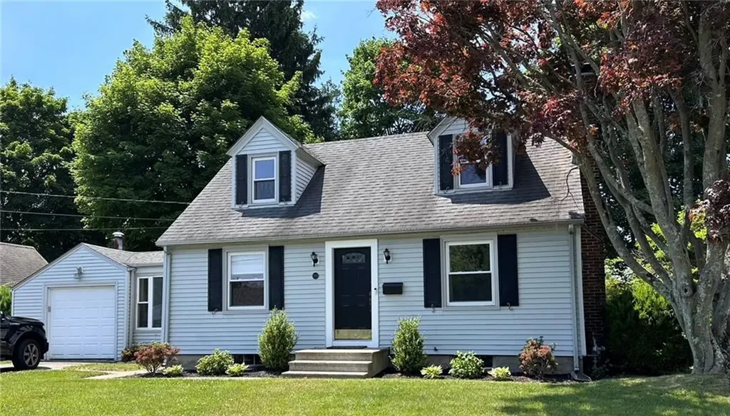 300 Chapmans Avenue Warwick RI 02886