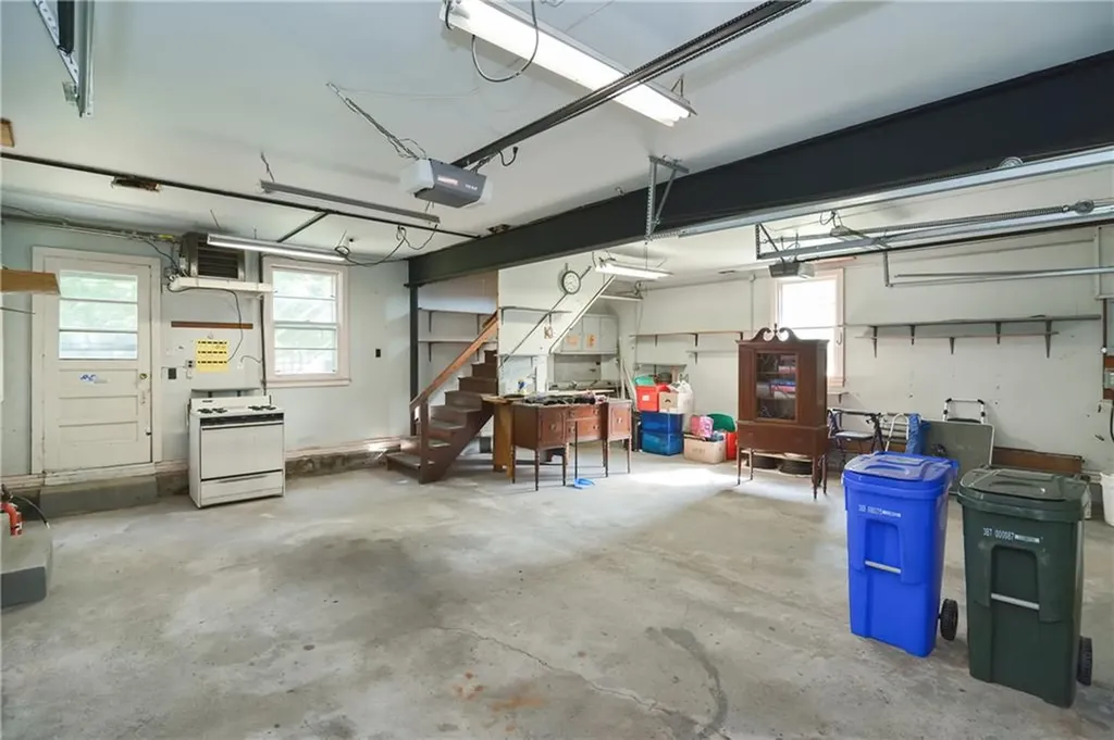 273 State Street Bristol RI 02809