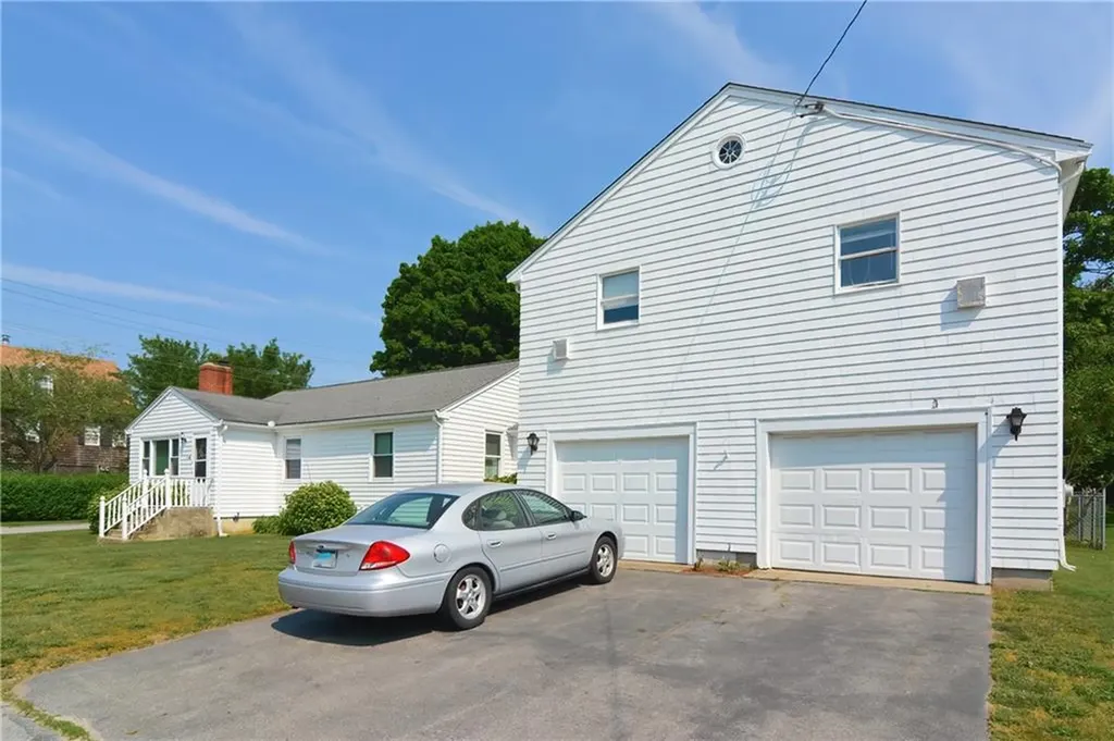 273 State Street Bristol RI 02809