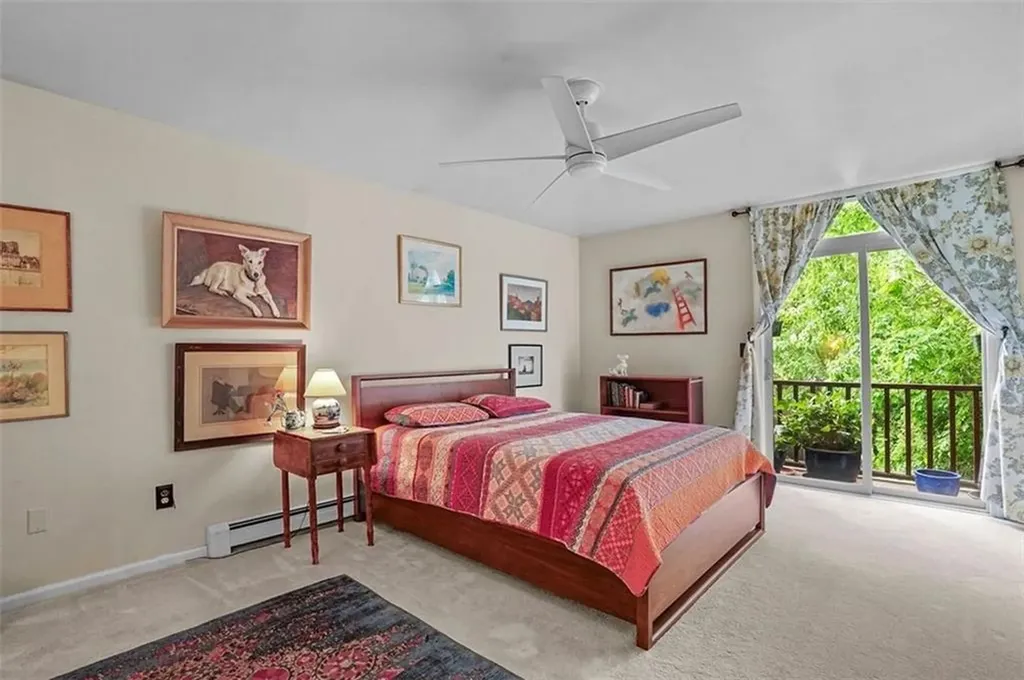 48 Thurston Avenue Newport RI 02840