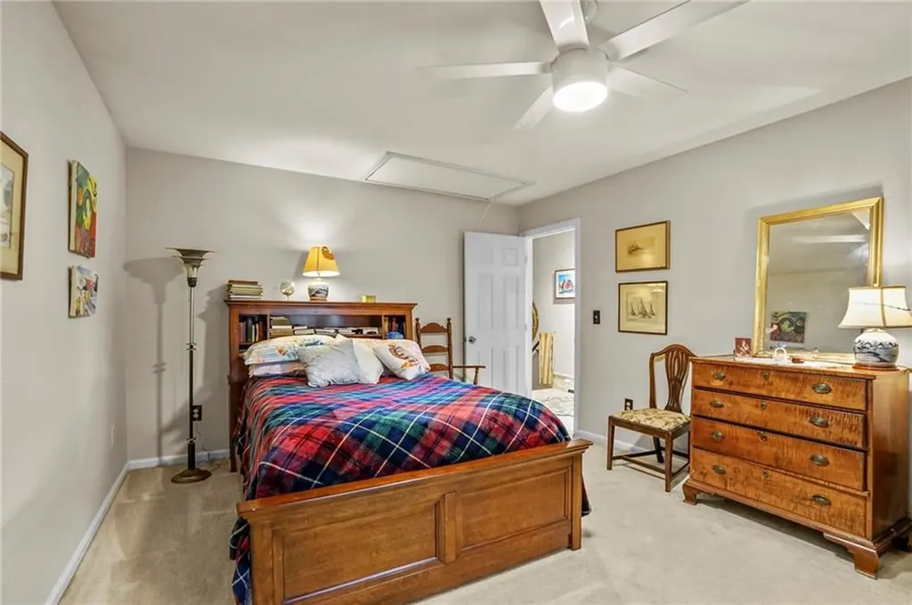 48 Thurston Avenue Newport RI 02840