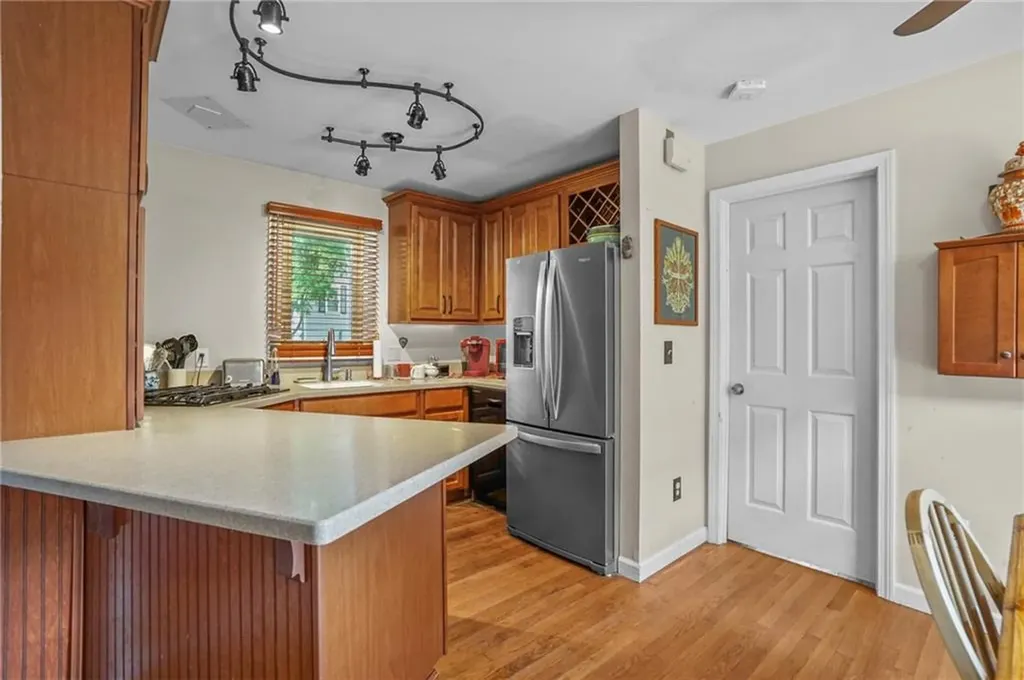 48 Thurston Avenue Newport RI 02840