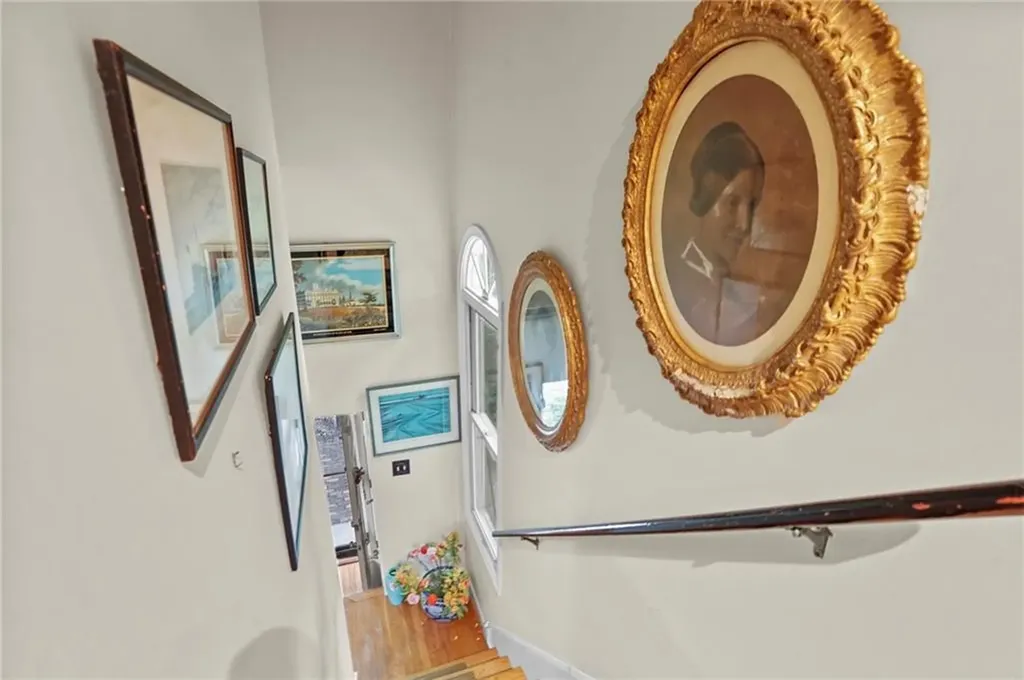 48 Thurston Avenue Newport RI 02840