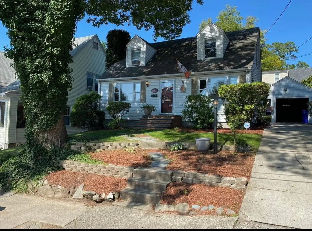45 Harvard Street Pawtucket RI 02860