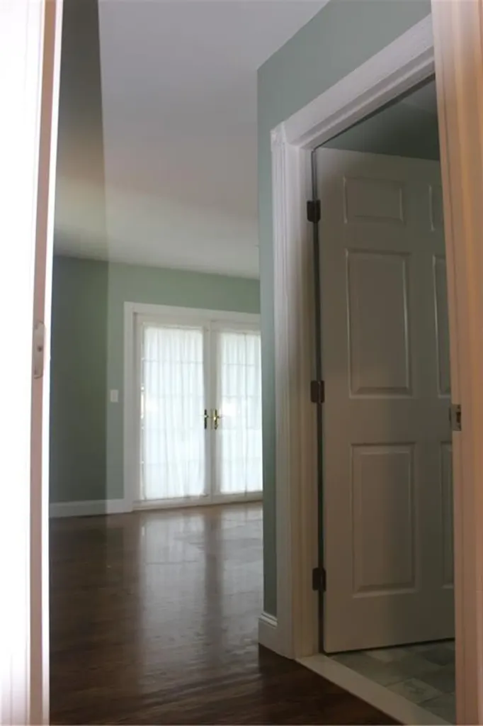 29 Chapmans Avenue Warwick RI 02886
