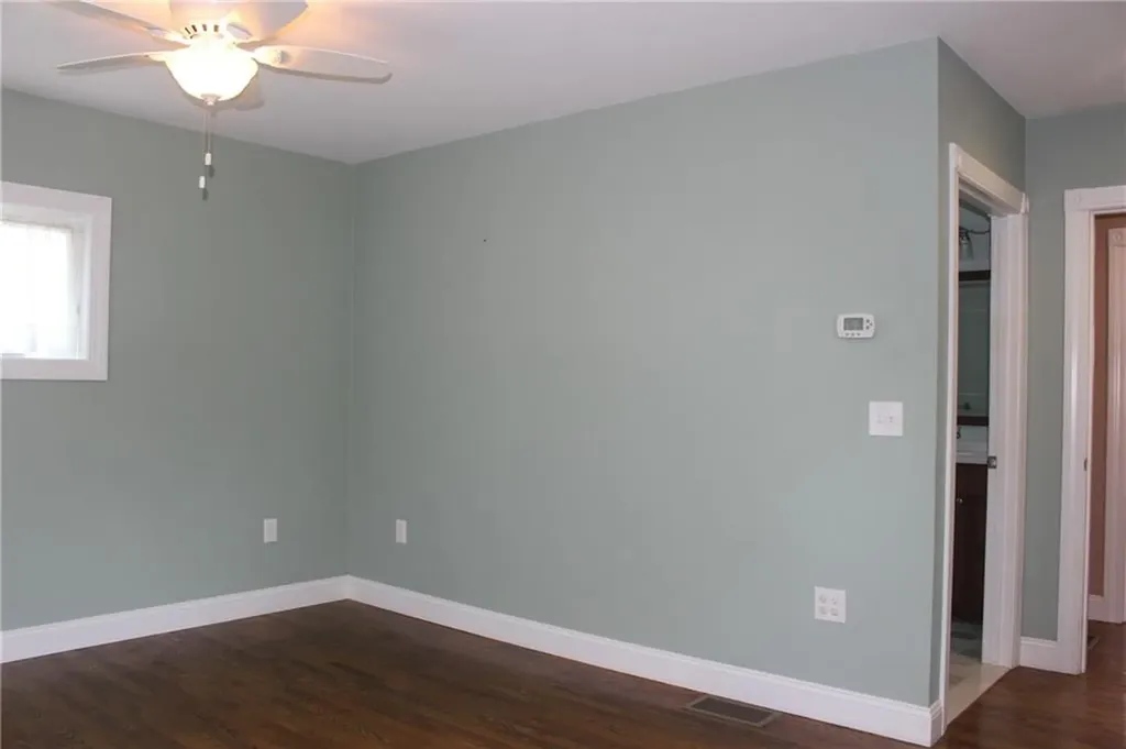 29 Chapmans Avenue Warwick RI 02886