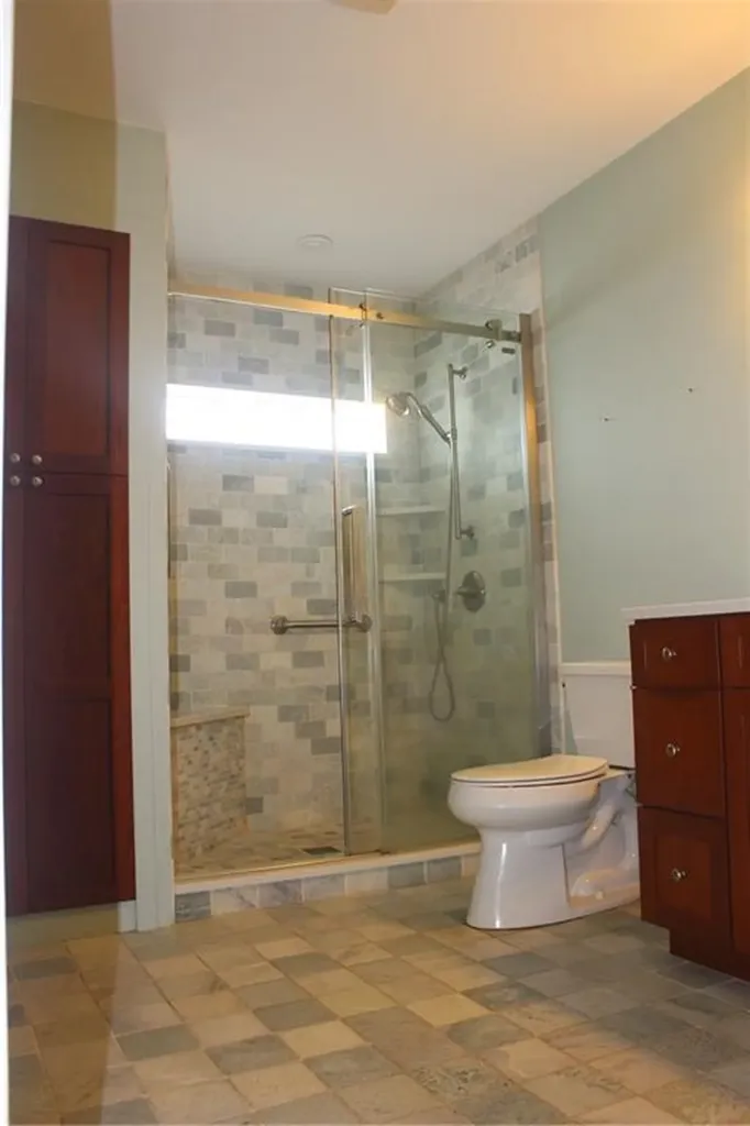 29 Chapmans Avenue Warwick RI 02886