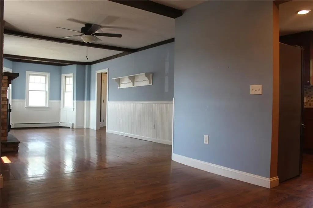 29 Chapmans Avenue Warwick RI 02886