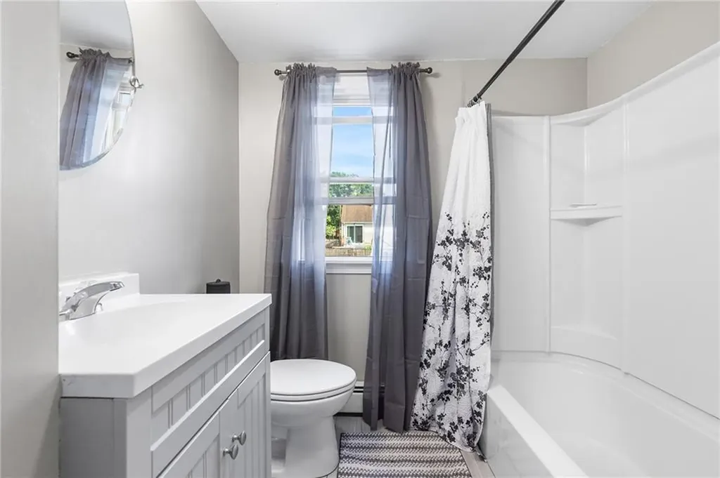 82 Phillips Street Woonsocket RI 02895