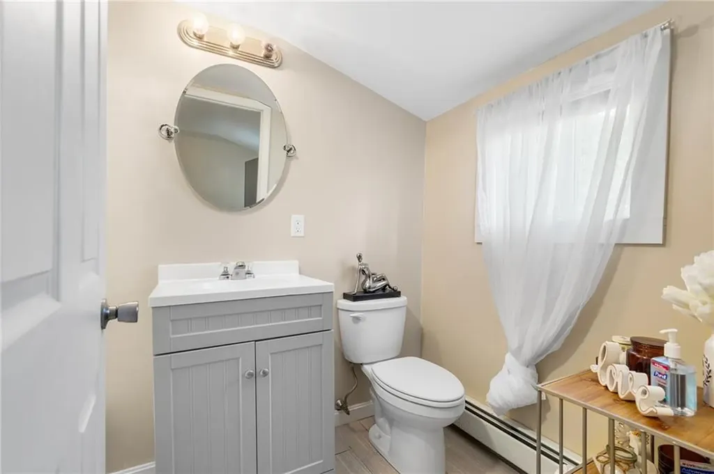 82 Phillips Street Woonsocket RI 02895