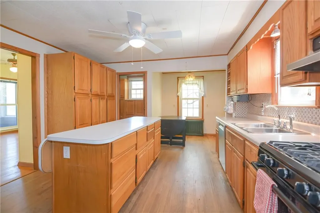 24 Walker Street Lincoln RI 02865