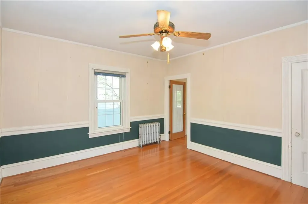 24 Walker Street Lincoln RI 02865