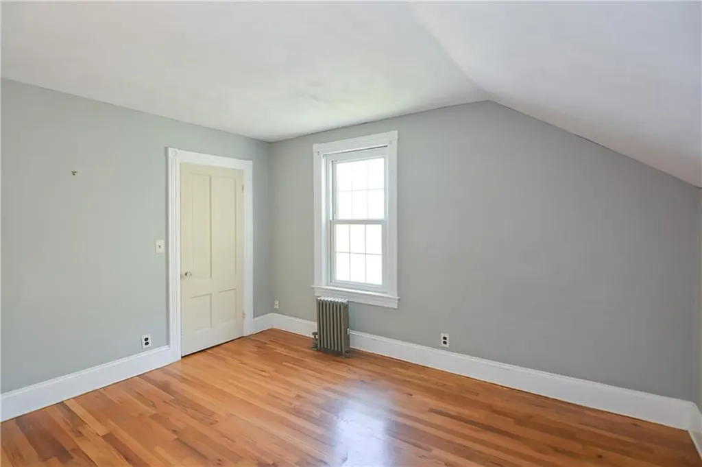 24 Walker Street Lincoln RI 02865