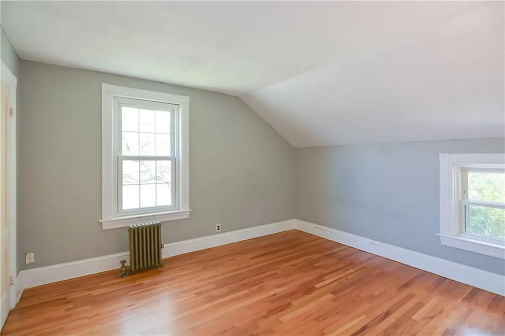 24 Walker Street Lincoln RI 02865