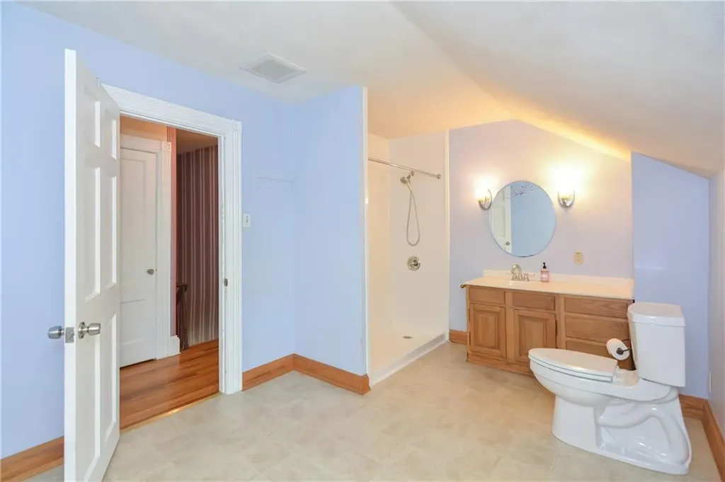 24 Walker Street Lincoln RI 02865
