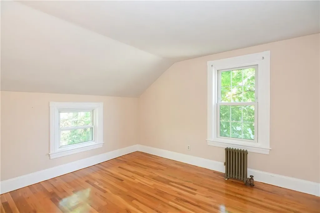 24 Walker Street Lincoln RI 02865