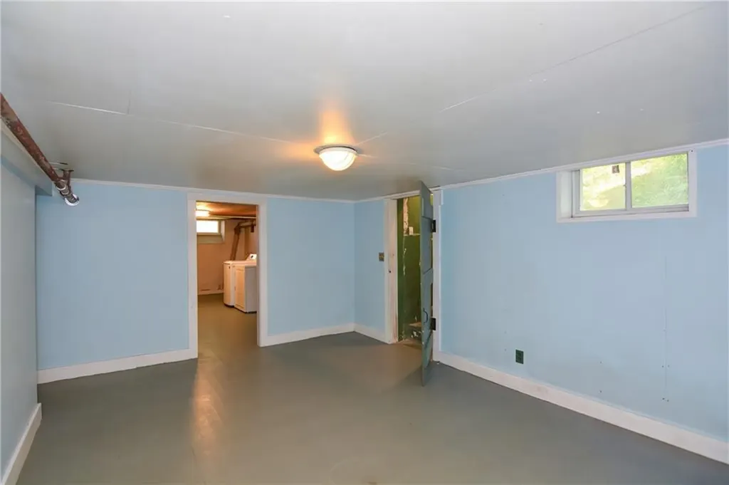 24 Walker Street Lincoln RI 02865