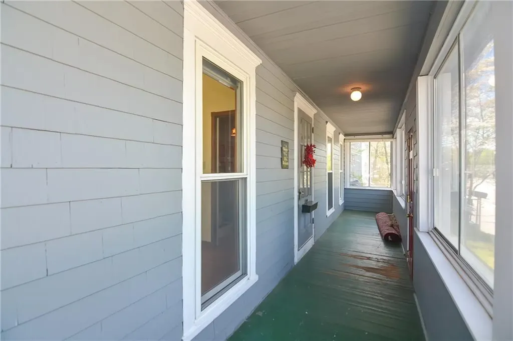 24 Walker Street Lincoln RI 02865