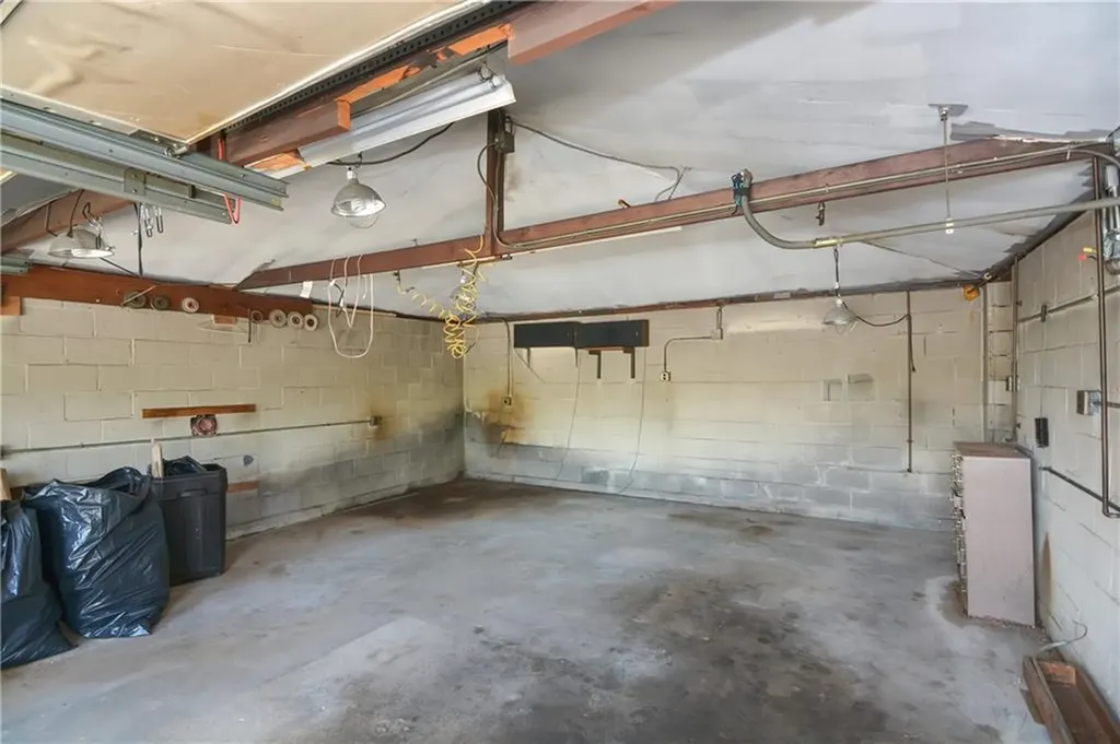 24 Walker Street Lincoln RI 02865