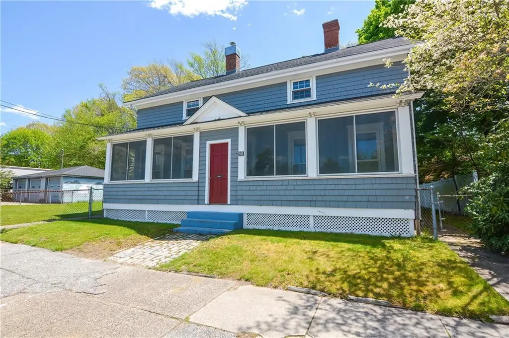 24 Walker Street Lincoln RI 02865