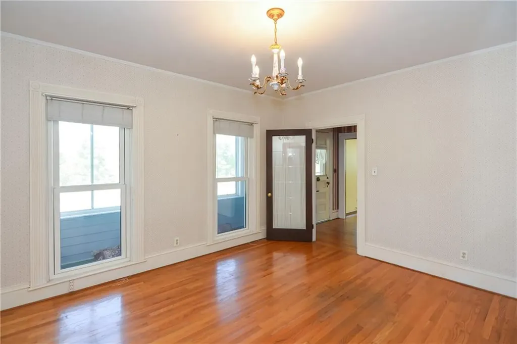 24 Walker Street Lincoln RI 02865