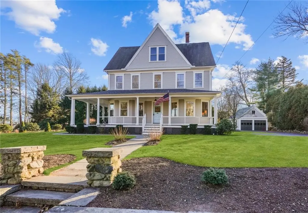 74 Division Street East Greenwich RI 02818