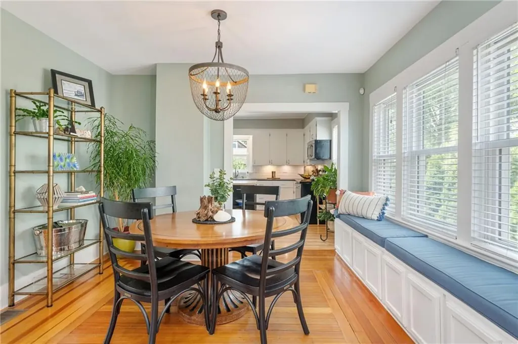 17 Lillis Avenue Barrington RI 02806