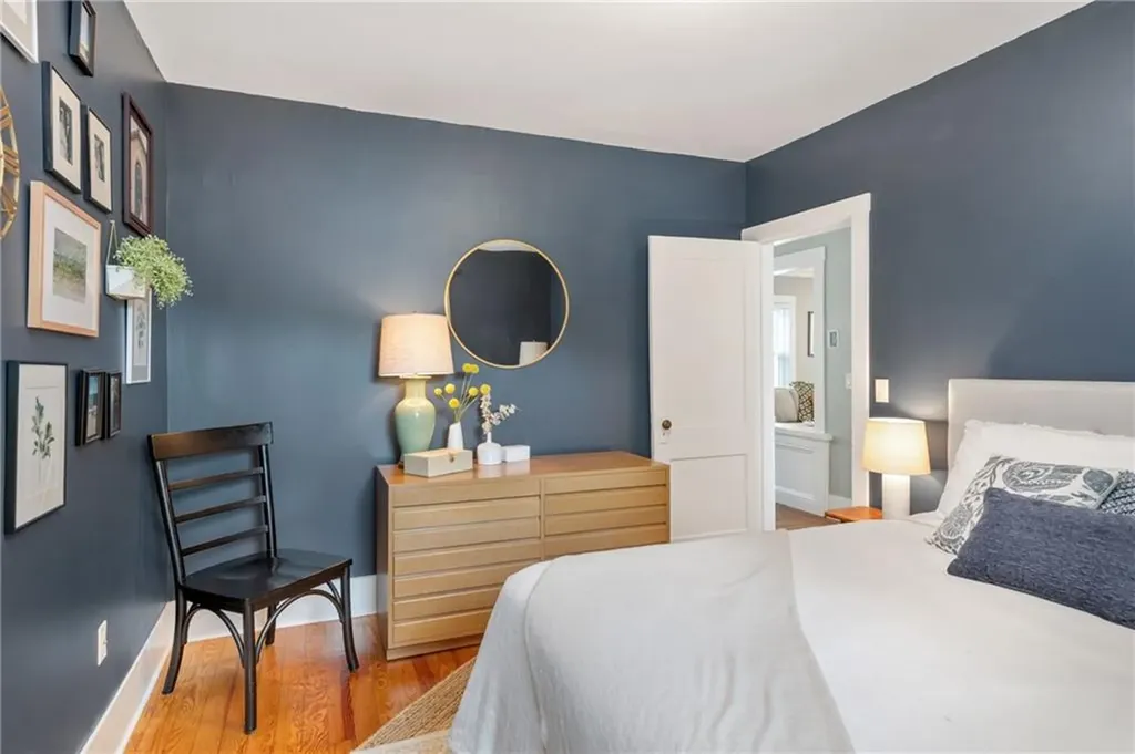 17 Lillis Avenue Barrington RI 02806