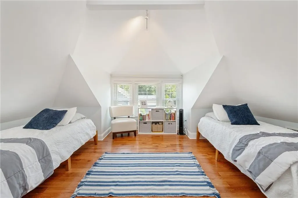 17 Lillis Avenue Barrington RI 02806