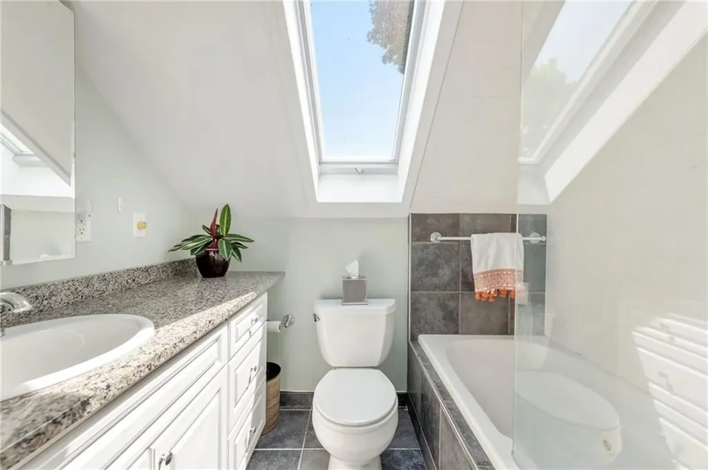 17 Lillis Avenue Barrington RI 02806