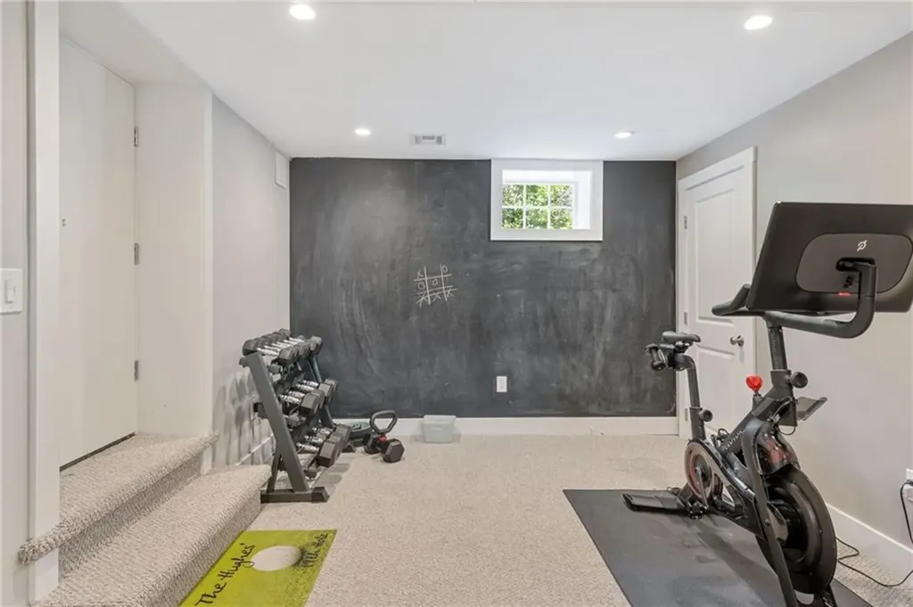 17 Lillis Avenue Barrington RI 02806