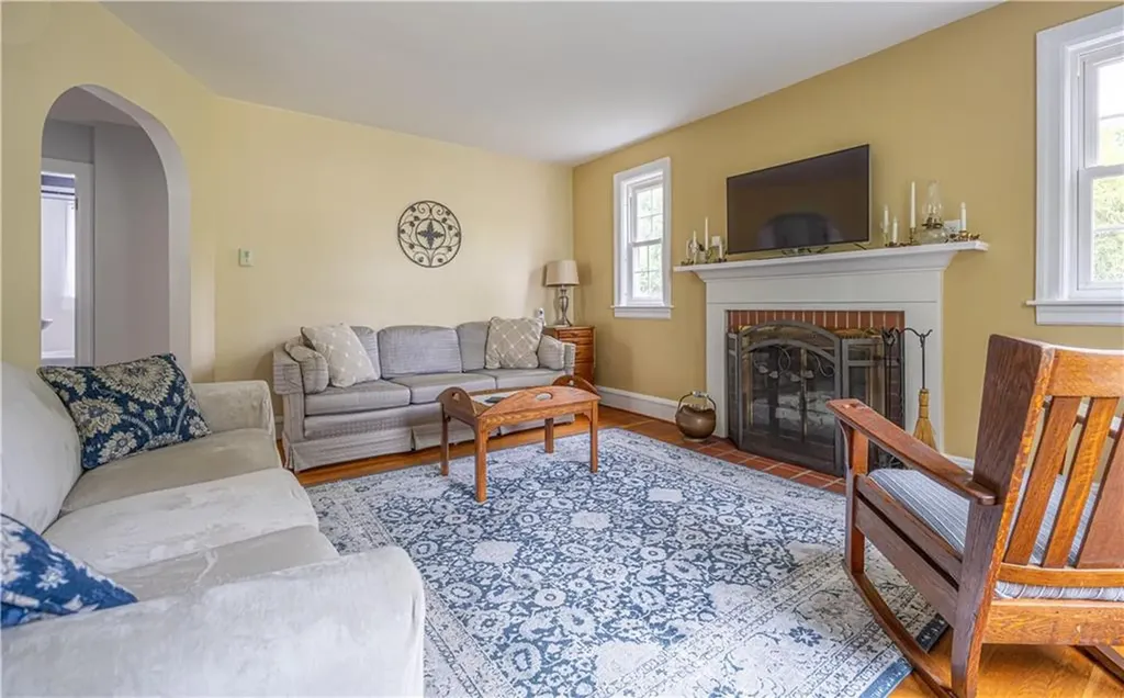 4 Diana Avenue Smithfield RI 02917