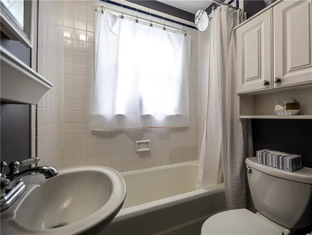 4 Diana Avenue Smithfield RI 02917