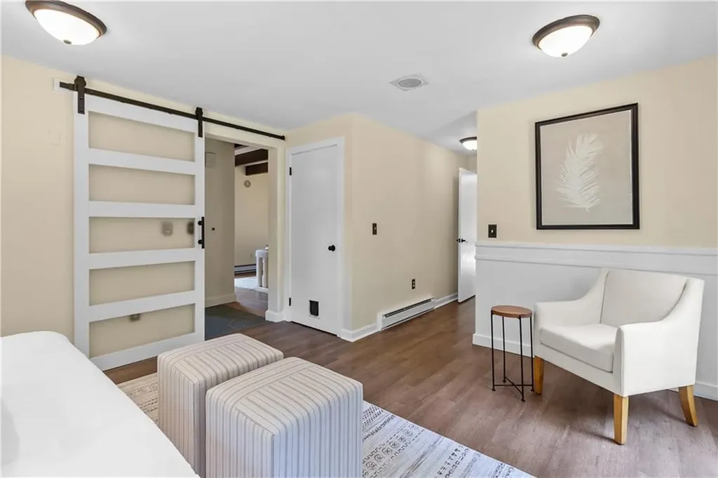 7 Fairview Circle Barrington RI 02806