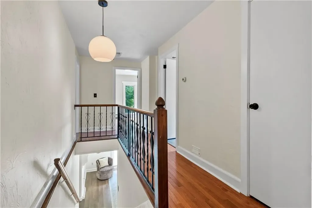 7 Fairview Circle Barrington RI 02806